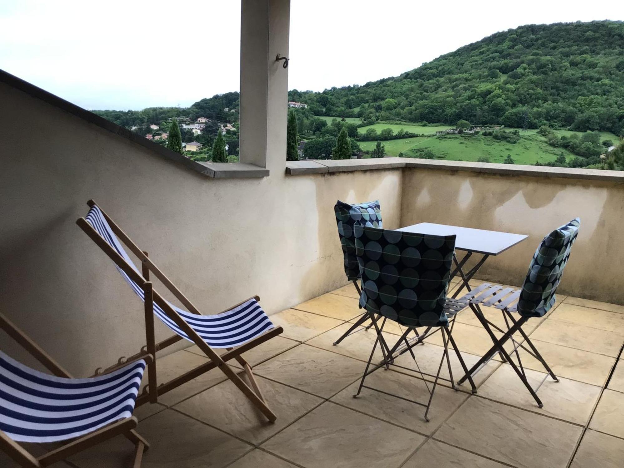 Chambres Privees Dans Maison Individuelle Saint-Romain-au-Mont-D'or Bagian luar foto